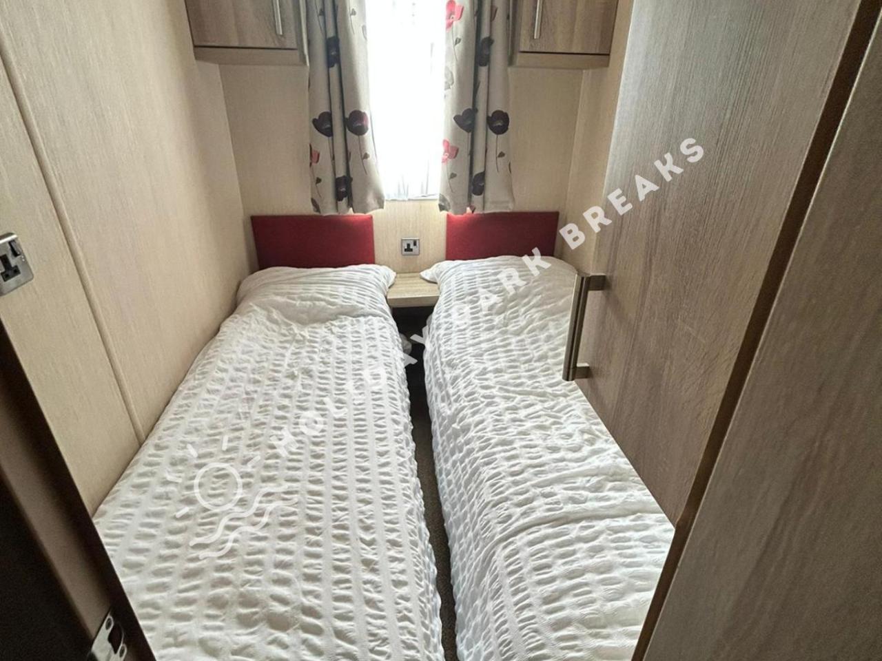 Haywood - 3 Bed Pet Friendly Holiday Home At Seal Bay Selsey Exterior foto